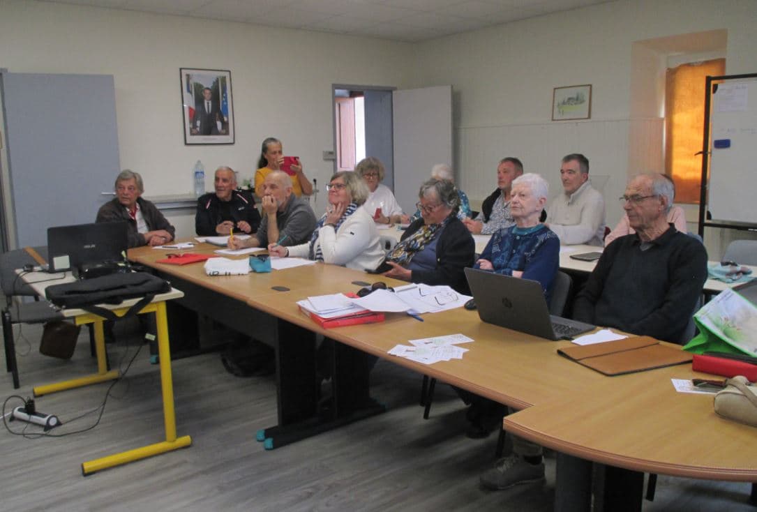Jarjayes - Atelier généalogie - 26 04 2025 (Photo ATC)-1 Association Trois-Châteaux Jarjayes - Atelier généalogie - 26 04 2025 (Photo ATC)-1