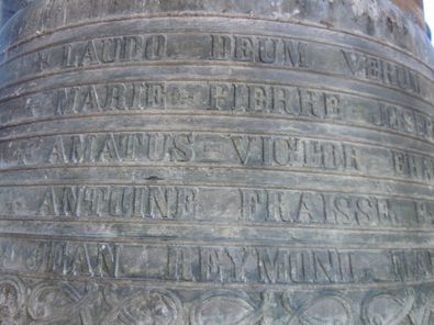 Cloche Eglise Jarjayes - photo ATC