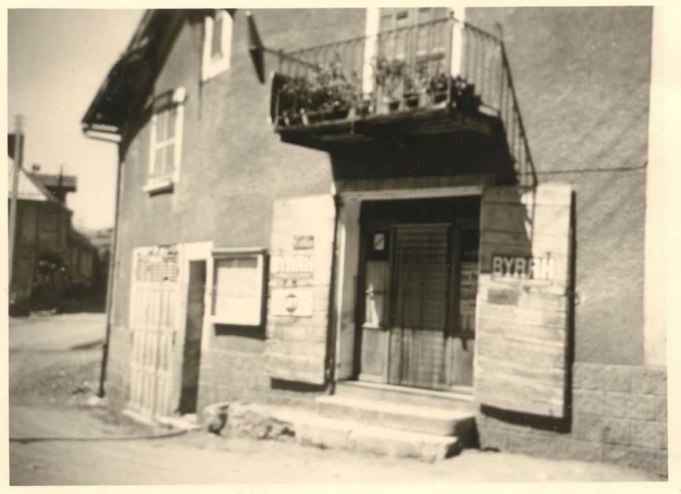 Asso Trois-Châteaux - Jarjayes Café Valentin 1960 (photo M. Valentin)