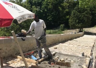 Association Trois-Châteaux – Le château de Jarjayes- Chantier calade Ouest- mai 2025